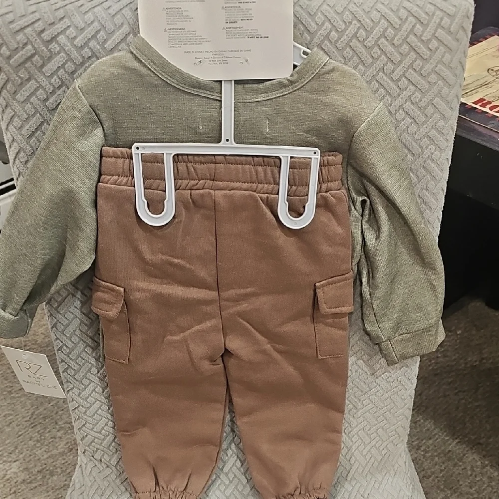 Rachel Zoe Green and Brown Kids Matching Set - Picture 3 of 3